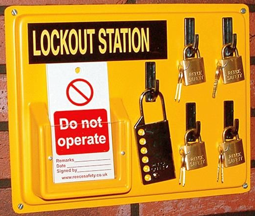 5 Hook Thermoformed Yellow Lockout Station w/ Tag Pocket